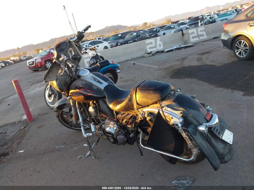 2014 Harley-Davidson Flhx Street Glide VIN: 1HD1KBM12EB672391 Lot: 43812205