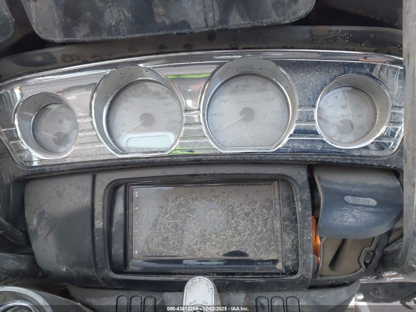 2014 Harley-Davidson Flhx Street Glide VIN: 1HD1KBM12EB672391 Lot: 43812205