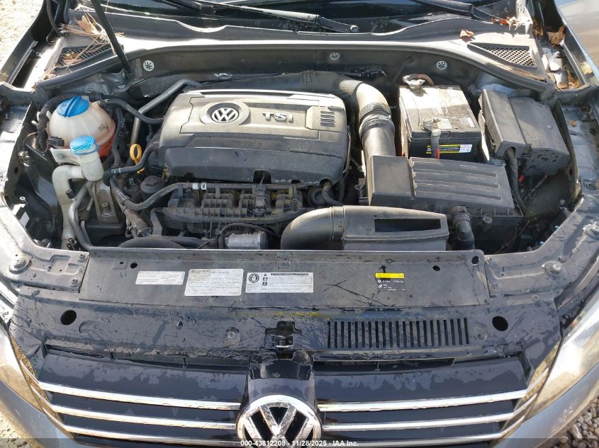 2015 Volkswagen Passat 1.8T Wolfsburg Edition VIN: 1VWAT7A31FC067711 Lot: 43812208