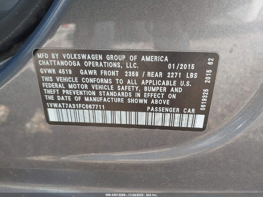 2015 Volkswagen Passat 1.8T Wolfsburg Edition VIN: 1VWAT7A31FC067711 Lot: 43812208