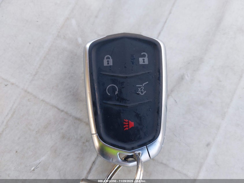 2022 Cadillac Xt5 Awd Premium Luxury VIN: 1GYKNDR49NZ133229 Lot: 43812250