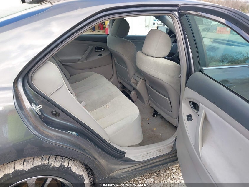 2007 Toyota Camry Le V6 VIN: 4T1BK46K27U512392 Lot: 43812264