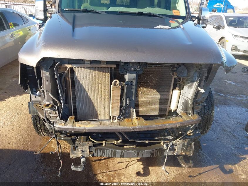 2013 Nissan Nv Passenger Nv3500 Hd Sl V8 VIN: 5BZAF0AA3DN201085 Lot: 43812308