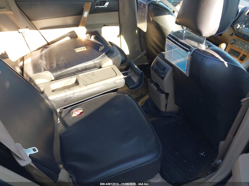 JTEEW44A782025228 2008 TOYOTA HIGHLANDER photo no. 8