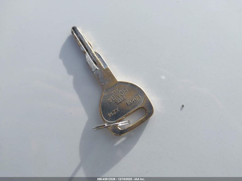 1997 Honda Accord Ex V6 VIN: 1HGCE6678VA017542 Lot: 43812326