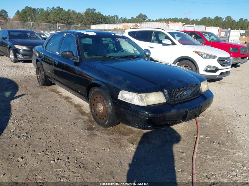 2FAFP71W93X160505 2003 Ford Crown Victoria Police auction photo 1