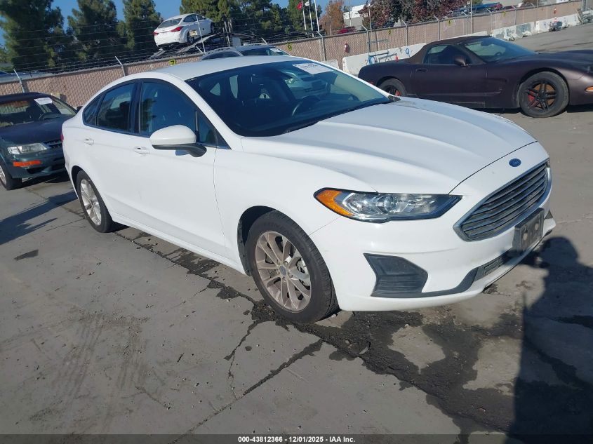 FORD FUSION SE