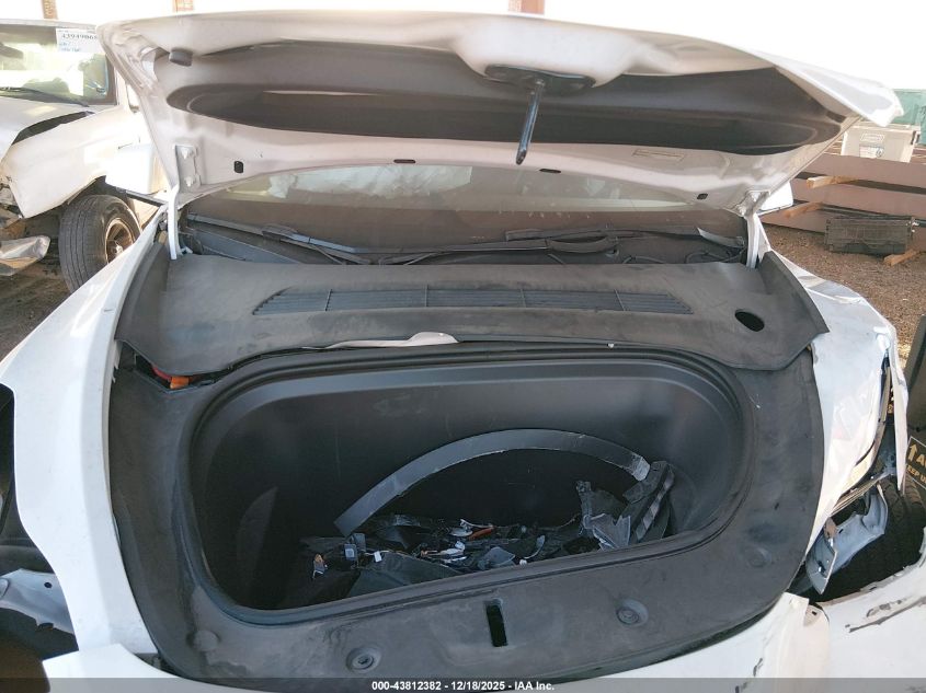 2023 Tesla Model Y Awd/Long Range Dual Motor All-Wheel Drive VIN: 7SAYGDEE6PF600353 Lot: 43812382