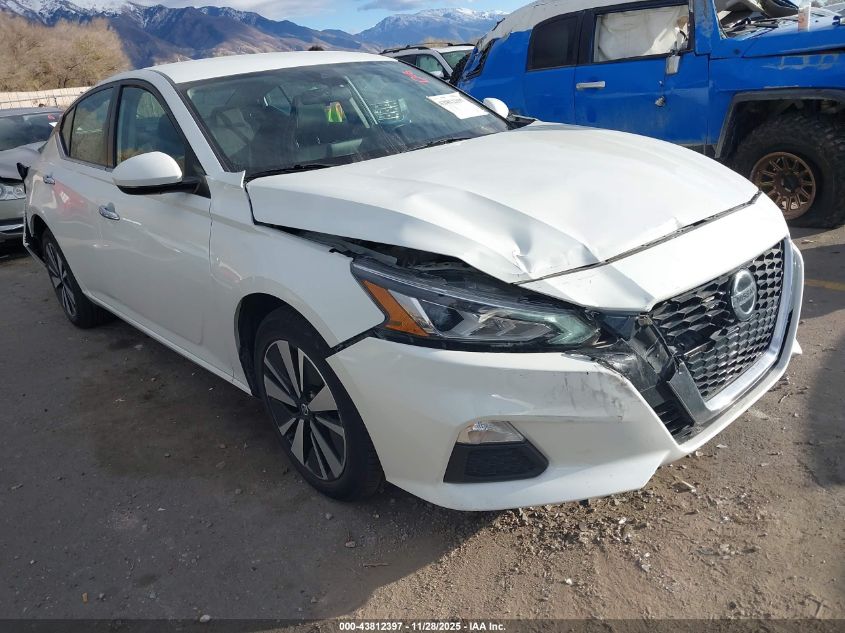 NISSAN ALTIMA SV INTELLIGENT AWD