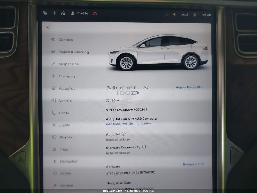 2017 Tesla Model X 100D/75D/90D VIN: 5YJXCBE20HF055203 Lot: 43812401