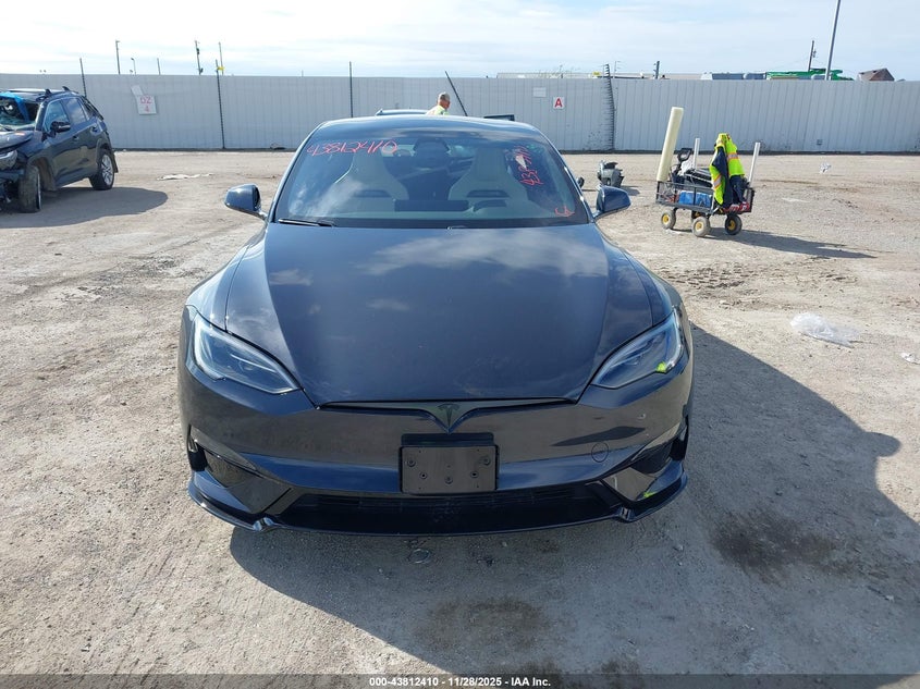 2026 Tesla Model S Plaid VIN: 5YJSA1E67TF556689 Lot: 43812410