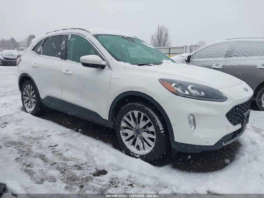 FORD ESCAPE TITANIUM