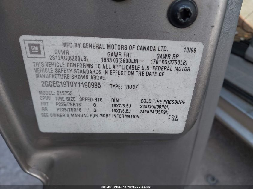 2000 Chevrolet Silverado 1500 Ls VIN: 2GCEC19T0Y1190995 Lot: 43812454