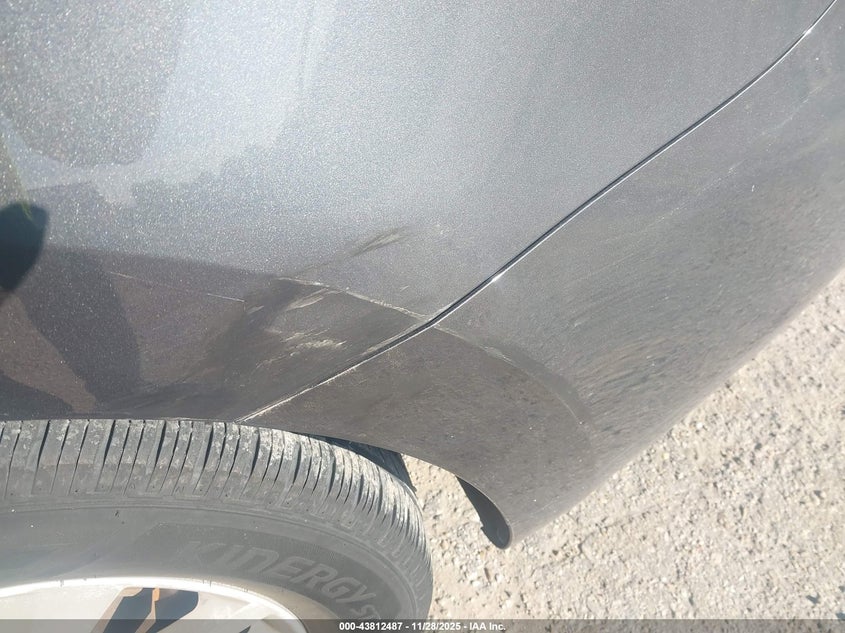 2016 Kia Sedona Lx VIN: KNDMB5C18G6084623 Lot: 43812487