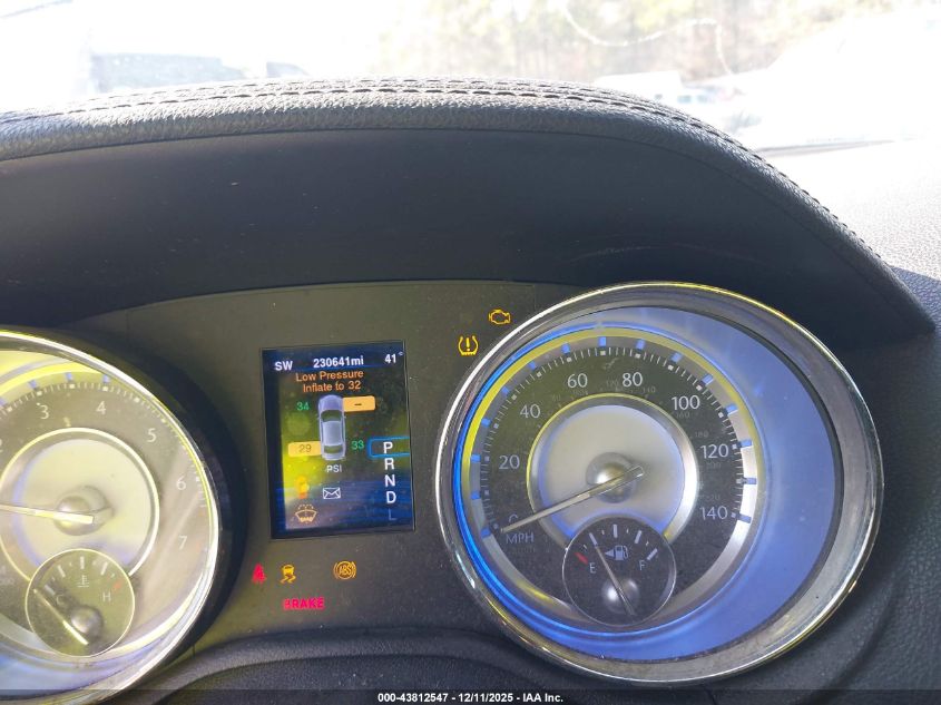 2014 Chrysler 300 VIN: 2C3CCAAGXEH289188 Lot: 43812547