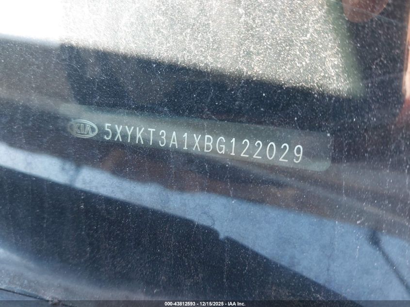 2011 Kia Sorento Lx VIN: 5XYKT3A1XBG122029 Lot: 43812593
