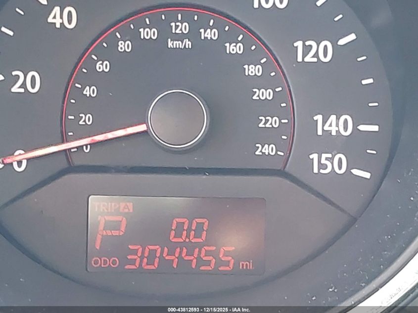 2011 Kia Sorento Lx VIN: 5XYKT3A1XBG122029 Lot: 43812593