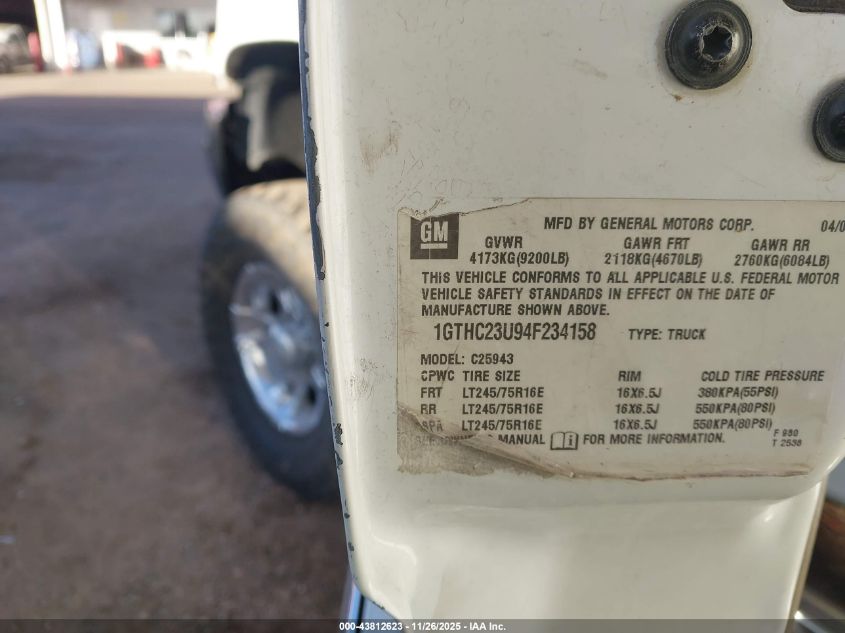 2004 GMC Sierra 2500Hd Slt VIN: 1GTHC23U94F234158 Lot: 43812623
