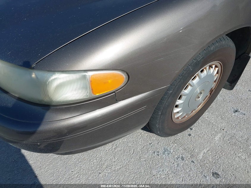 2004 Buick Century VIN: 2G4WS52J141210068 Lot: 43812624