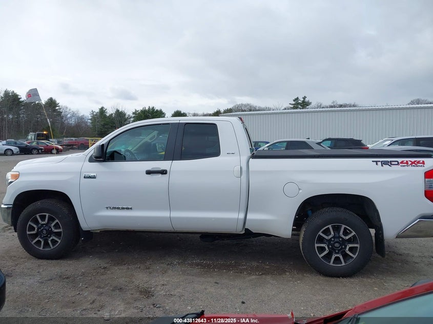 2015 Toyota Tundra Sr5 5.7L V8 VIN: 5TFUY5F13FX449132 Lot: 43812643