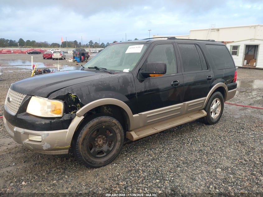 1FMFU17L84LA30786 2004 FORD EXPEDITION photo no. 2