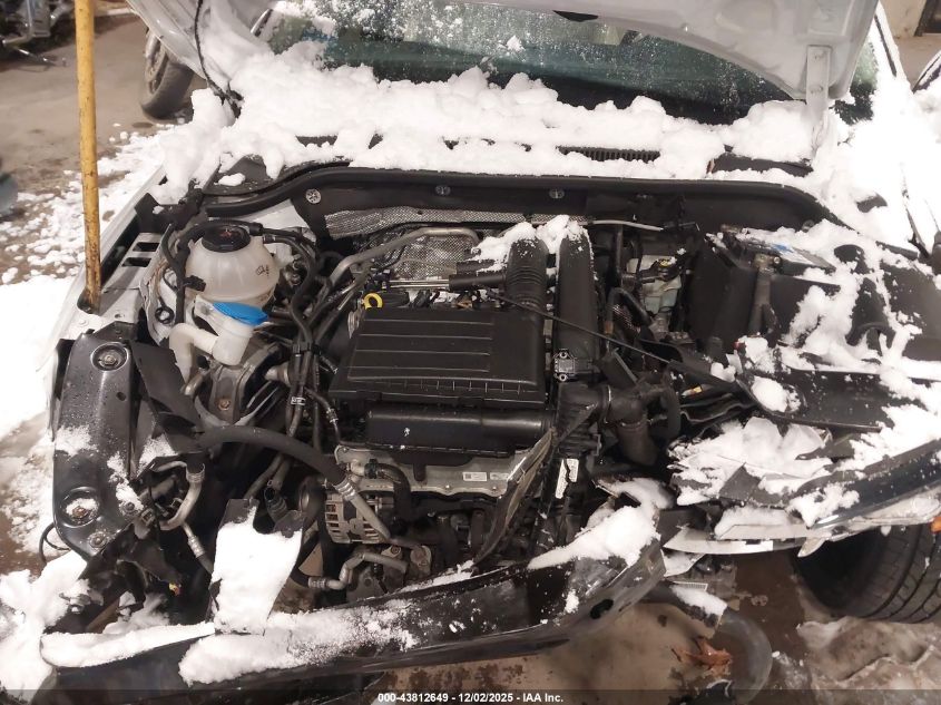 2018 Volkswagen Jetta 1.4T Se/1.4T Wolfsburg Edition VIN: 3VWDB7AJ9JM230210 Lot: 43812649