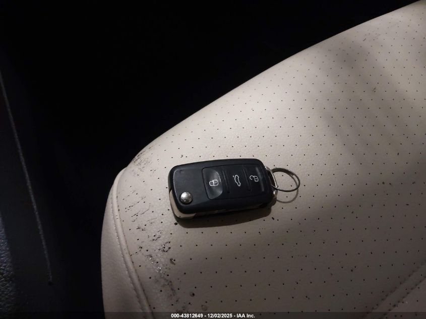 2018 Volkswagen Jetta 1.4T Se/1.4T Wolfsburg Edition VIN: 3VWDB7AJ9JM230210 Lot: 43812649