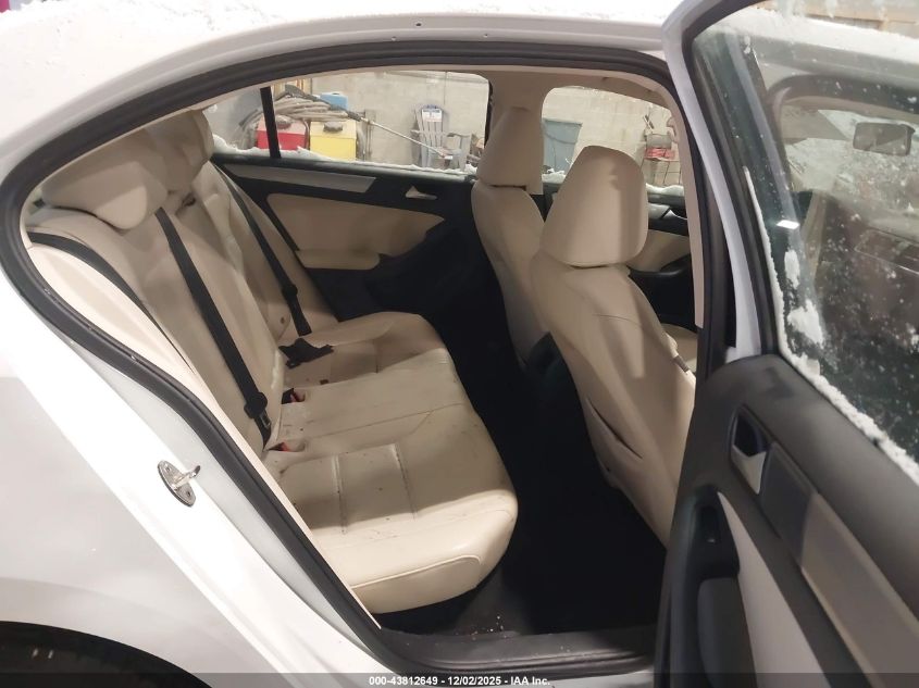 2018 Volkswagen Jetta 1.4T Se/1.4T Wolfsburg Edition VIN: 3VWDB7AJ9JM230210 Lot: 43812649