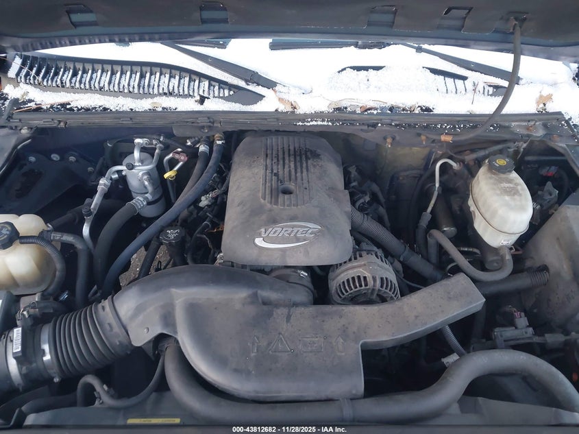 2005 Chevrolet Tahoe Z71 VIN: 1GNEK13T95R248382 Lot: 43812682