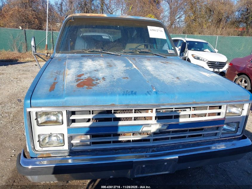 1988 Chevrolet Suburban R20 VIN: 1GNGR26NXJF113866 Lot: 43812716