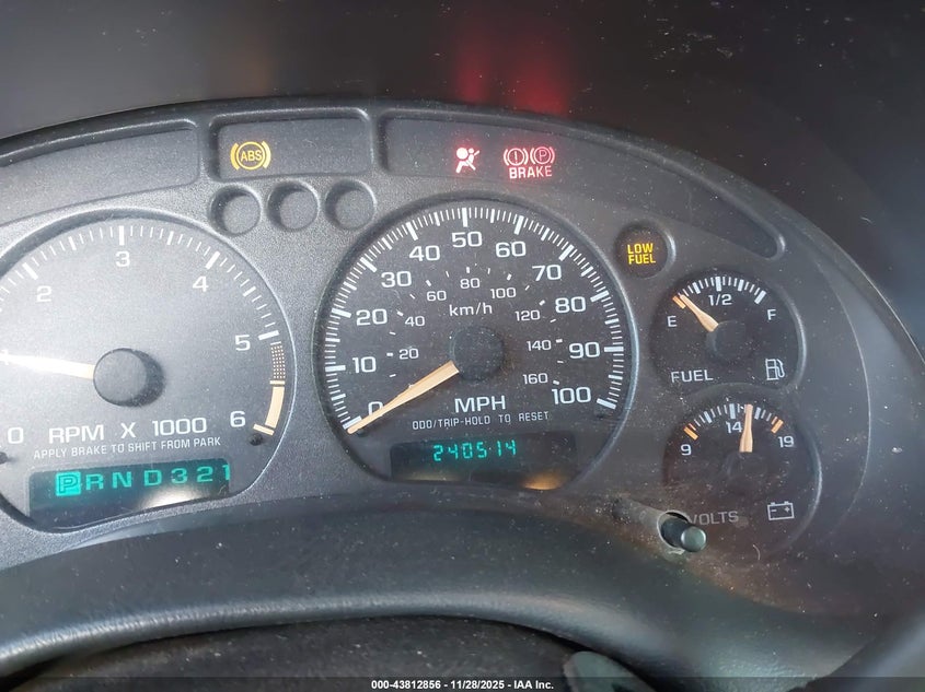 2002 Chevrolet S-10 Ls VIN: 1GCCT19W828259132 Lot: 43812856