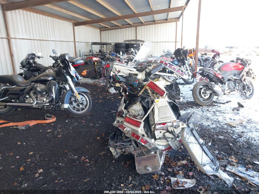 1990 Honda Gl1500 Se VIN: 1HFSC2239LA202410 Lot: 43812868