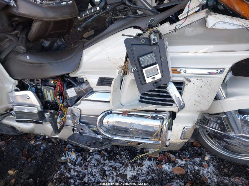 1990 Honda Gl1500 Se VIN: 1HFSC2239LA202410 Lot: 43812868