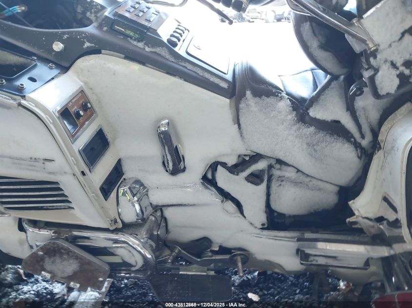 1990 Honda Gl1500 Se VIN: 1HFSC2239LA202410 Lot: 43812868