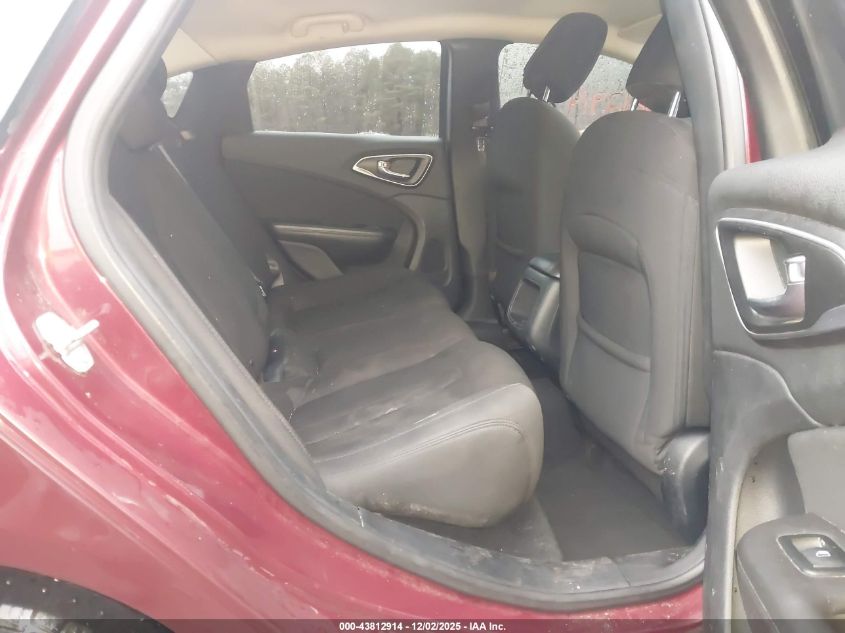 2015 Chrysler 200 Limited VIN: 1C3CCCAB2FN580339 Lot: 43812914