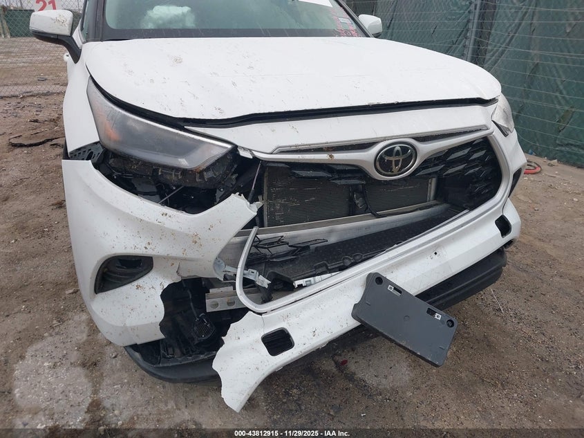 2024 Toyota Highlander Xle VIN: 5TDKDRAH0RS549973 Lot: 43812915