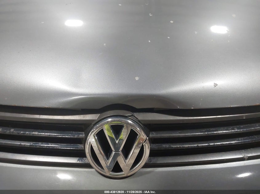 2012 Volkswagen Jetta 2.0L Tdi VIN: 3VW3L7AJ2CM380106 Lot: 43812928