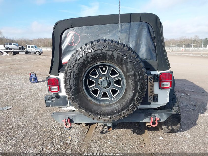 2016 Jeep Wrangler Unlimited Black Bear VIN: 1C4BJWDGXGL185912 Lot: 43812932