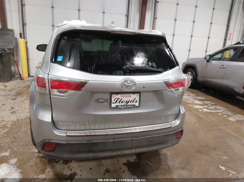 2016 Toyota Highlander Xle V6 VIN: 5TDJKRFH6GS238040 Lot: 43812948