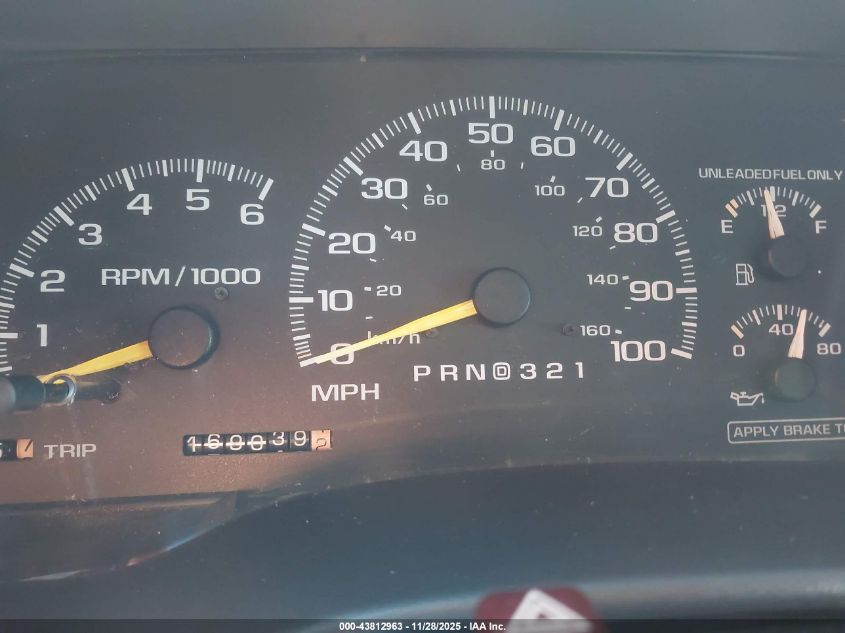 1999 Chevrolet Suburban 1500 Lt VIN: 3GNFK16R2XG233438 Lot: 43812963