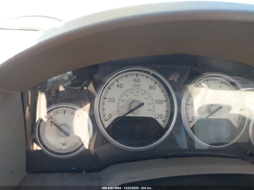 2008 Chrysler Town & Country Limited VIN: 2A8HR64X28R668566 Lot: 43812964