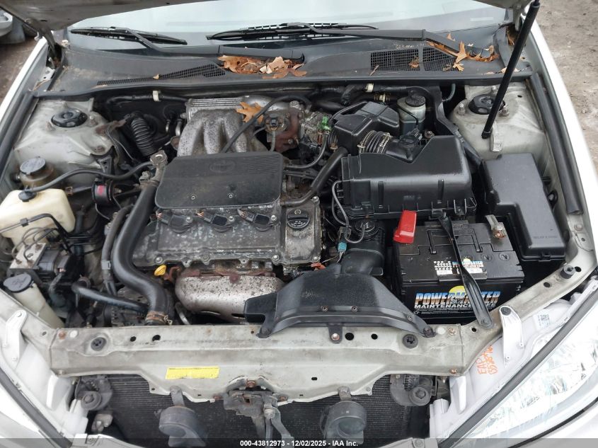 2003 Toyota Camry Le V6 VIN: 4T1BF32KX3U039632 Lot: 43812973