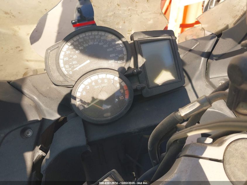 2015 BMW F800 Gt VIN: WB10B1301FZF88040 Lot: 43812974