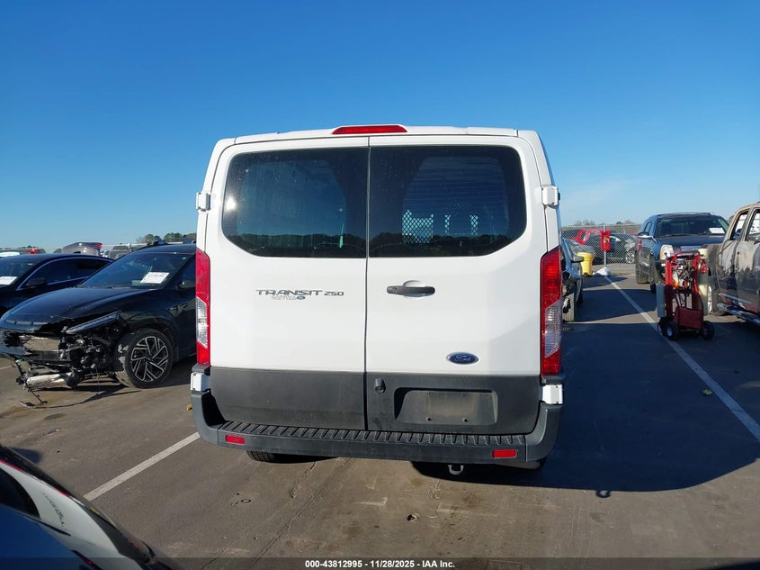 2023 Ford Transit-250 VIN: 1FTBR1Y82PKA18058 Lot: 43812995