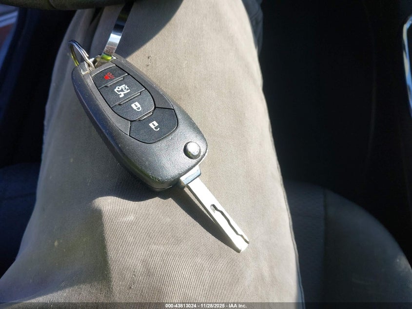 2019 Chevrolet Cruze Ls VIN: 1G1BC5SMXK7111736 Lot: 43813024