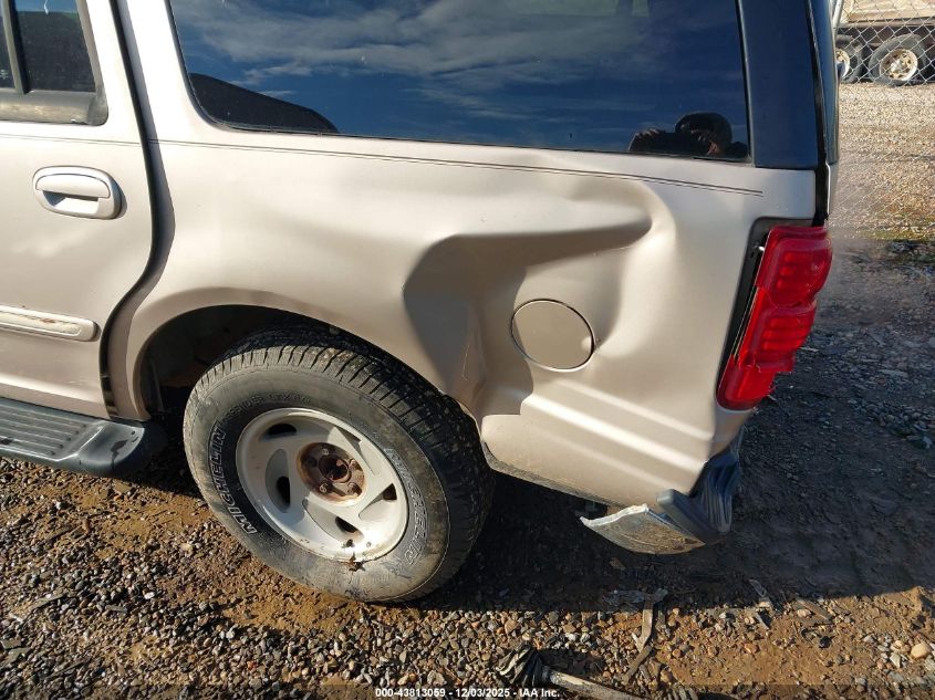 1998 Ford Expedition Eddie Bauer/Xlt VIN: 1FMPU18L5WLB78917 Lot: 43813059