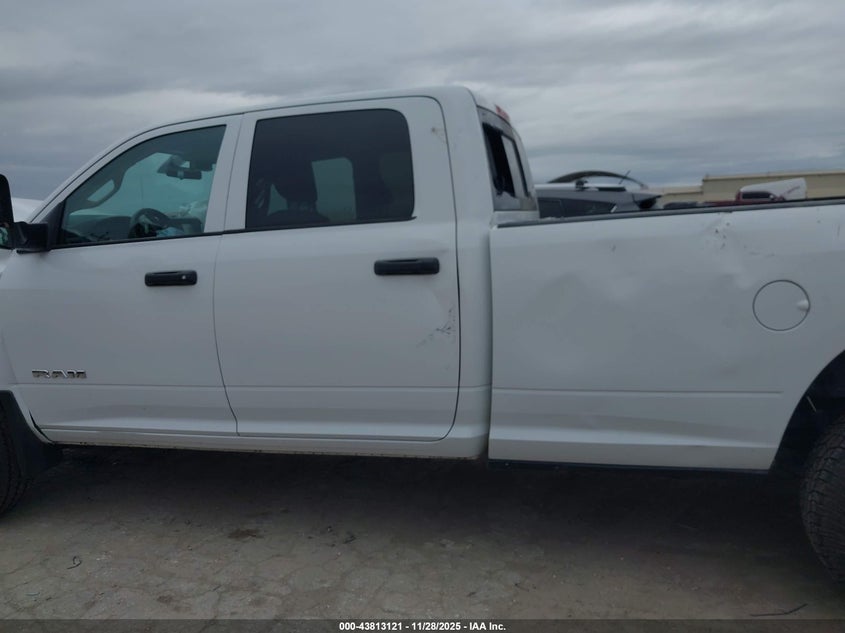 2019 Ram 2500 Tradesman 4X4 8' Box VIN: 3C6UR5HL3KG582992 Lot: 43813121