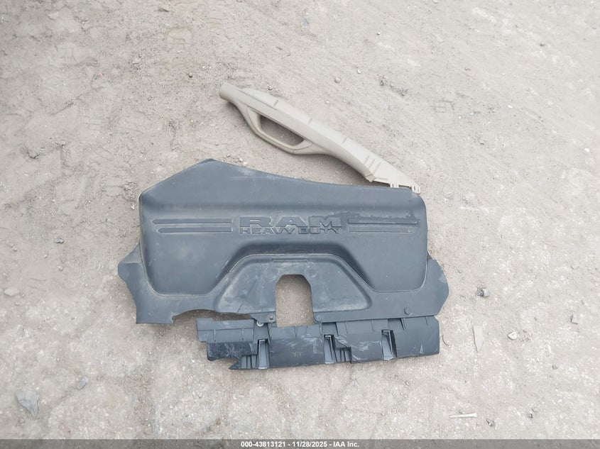 2019 Ram 2500 Tradesman 4X4 8' Box VIN: 3C6UR5HL3KG582992 Lot: 43813121