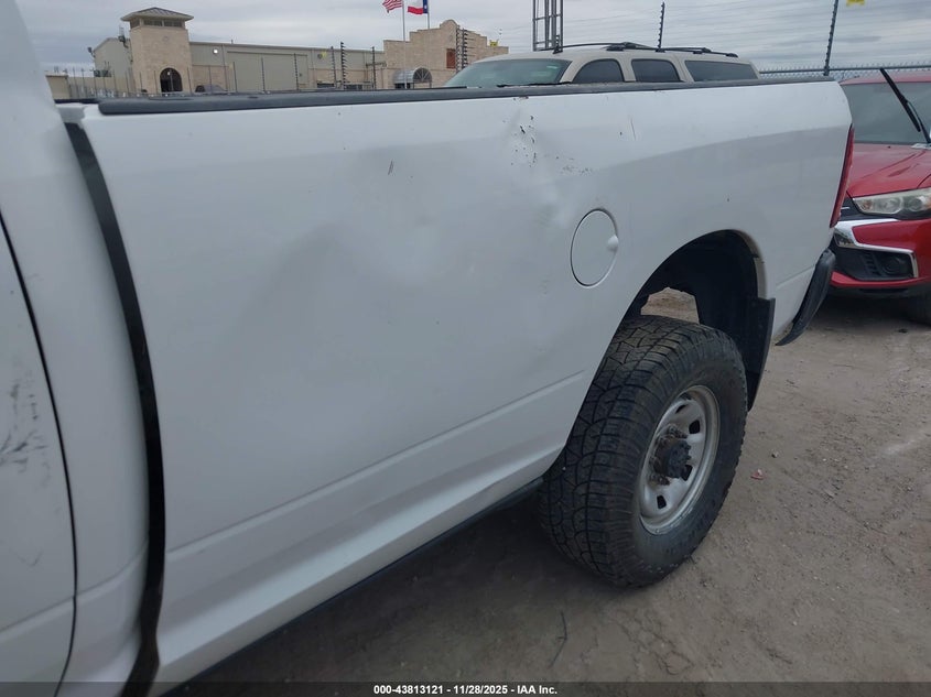 2019 Ram 2500 Tradesman 4X4 8' Box VIN: 3C6UR5HL3KG582992 Lot: 43813121