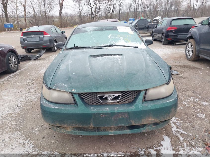 2001 Ford Mustang VIN: 1FAFP404X1F110803 Lot: 43813128